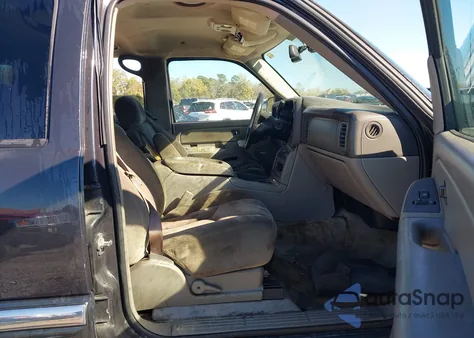 2005 GMC Yukon Sle from USA, damaged, VIN 1GKEC13V55J152758